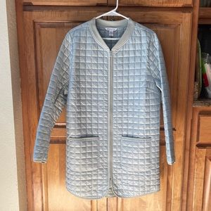 Like New- Athleta Grandview PrimaLoft® Shell size large